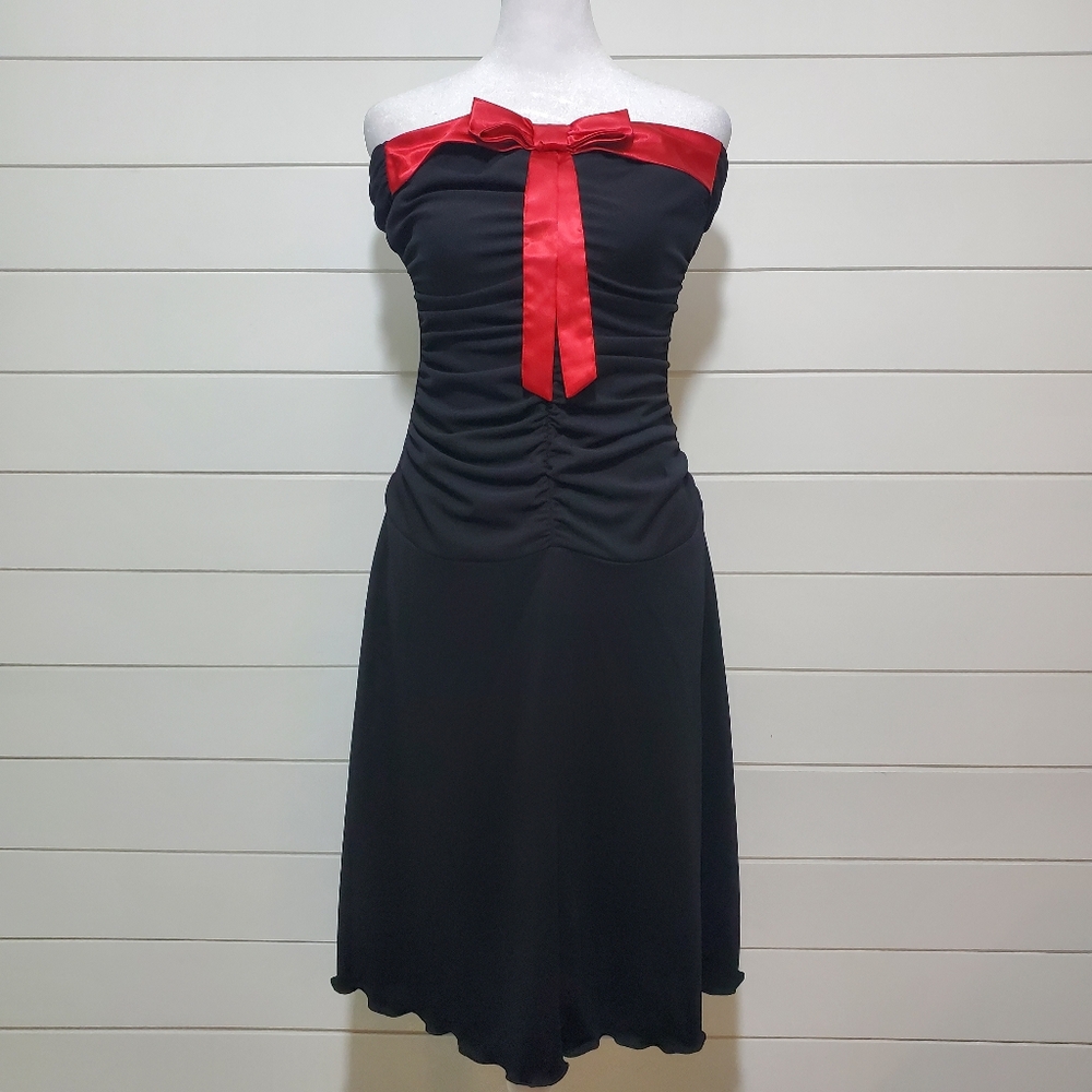 Moda International BK Strapless Red Bow Ruched Front Ruffled Hem Dress Size 8